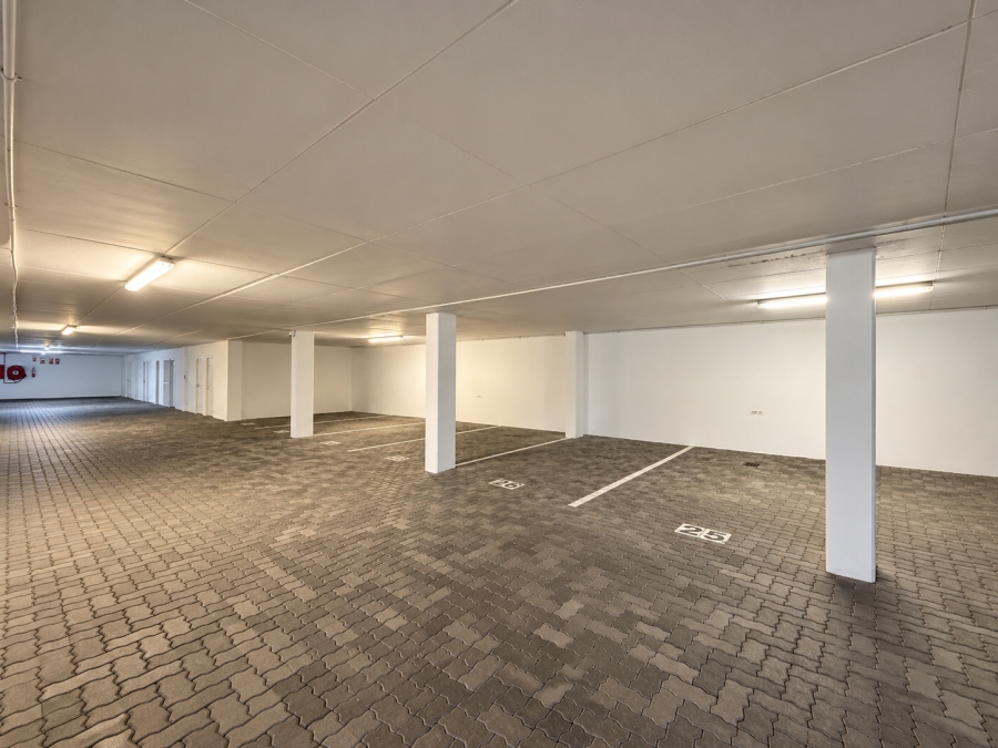 To Let 2 Bedroom Property for Rent in Bloubergstrand Western Cape
